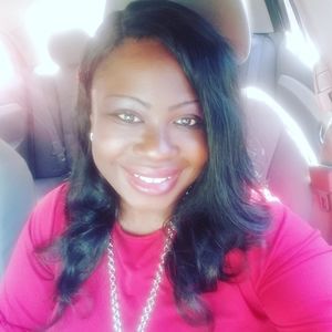 Meet your Posher, Dee